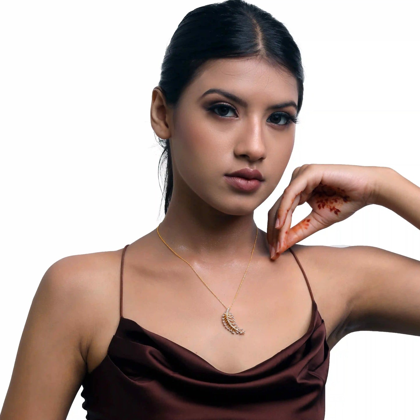A.Diamond Leaf Cubic Zirconia Necklace