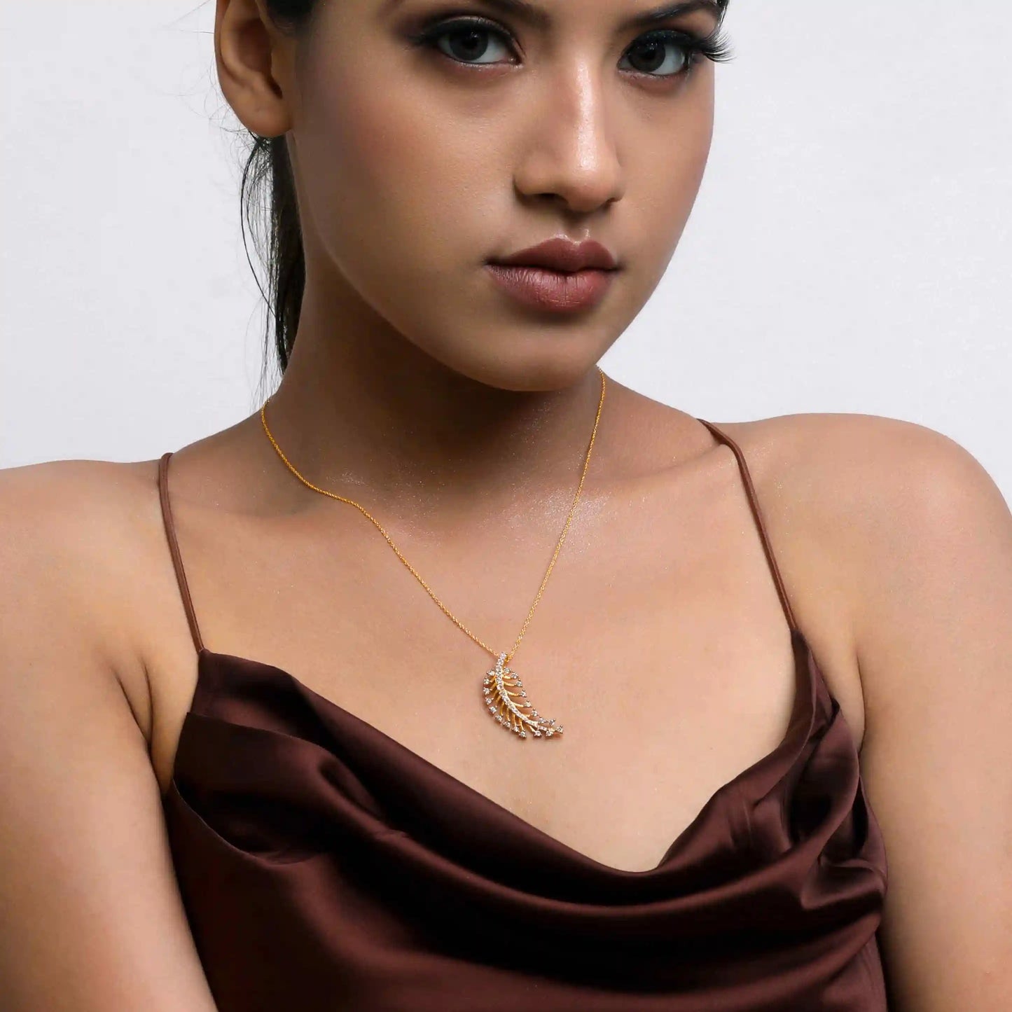 A.Diamond Leaf Cubic Zirconia Necklace