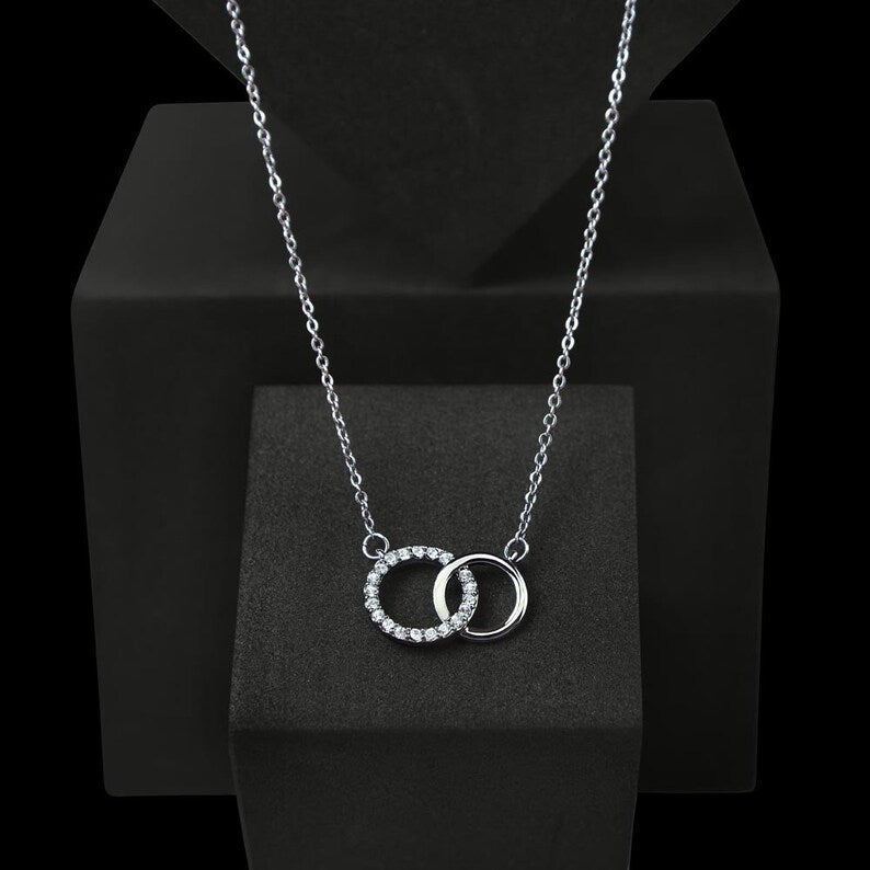 Special Gift For Your Hardworking Wife - Dual Circlet Necklace