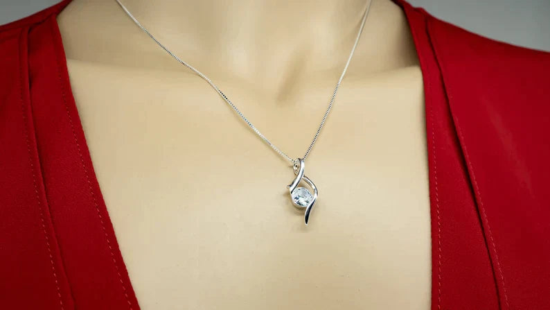 Special Gift For Daughter In Law - Curl $ Necklace