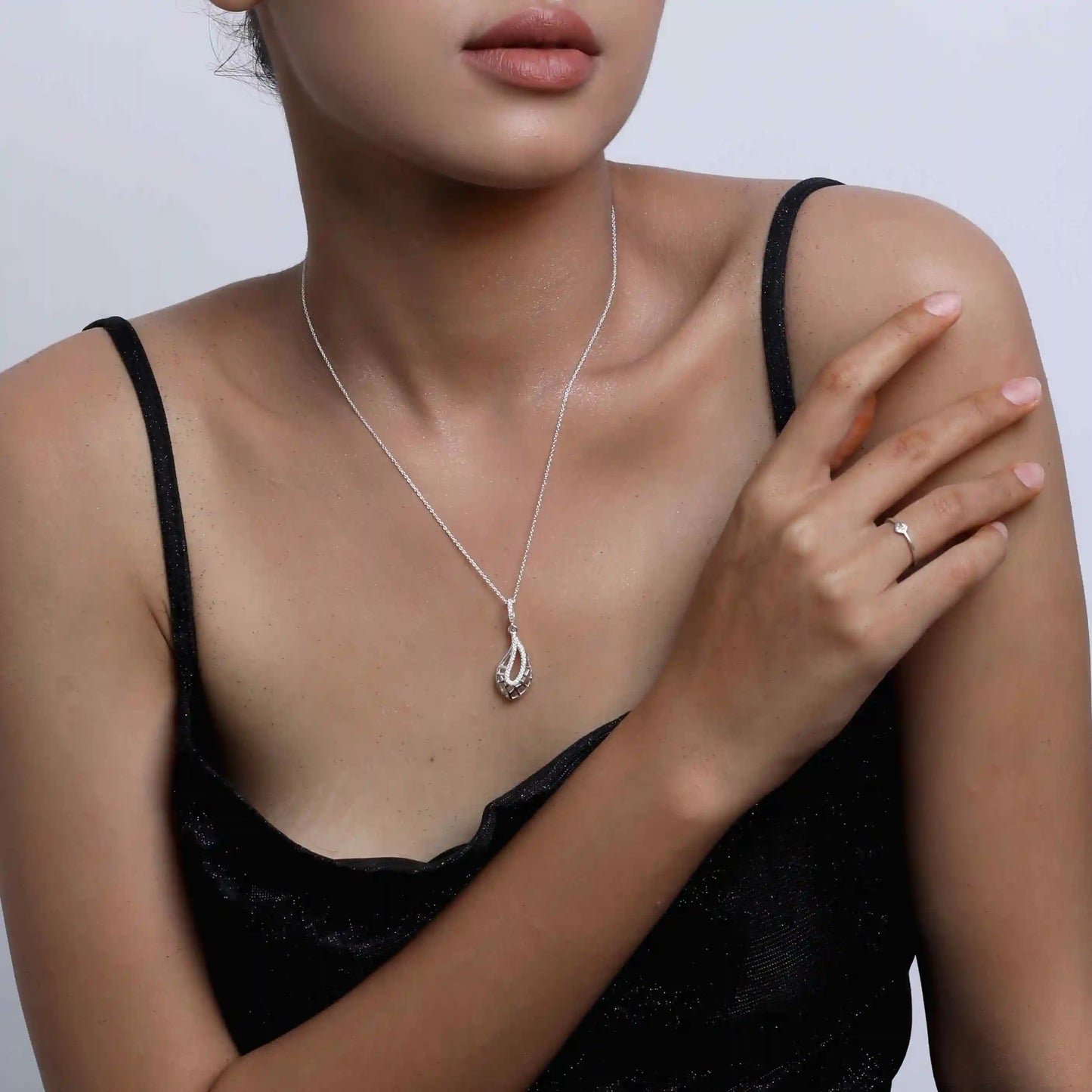 Kandle Drop 925 Silver Necklace