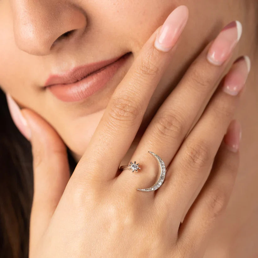Crescent Moon Ring - 925 Silver
