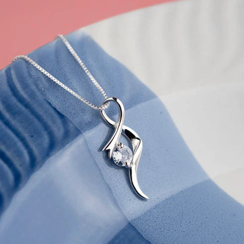 Dancing Solitaire Pendant - 925 Silver