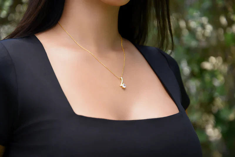 Lovely Beautiful Gift For Mother - Ribbon Love Necklace